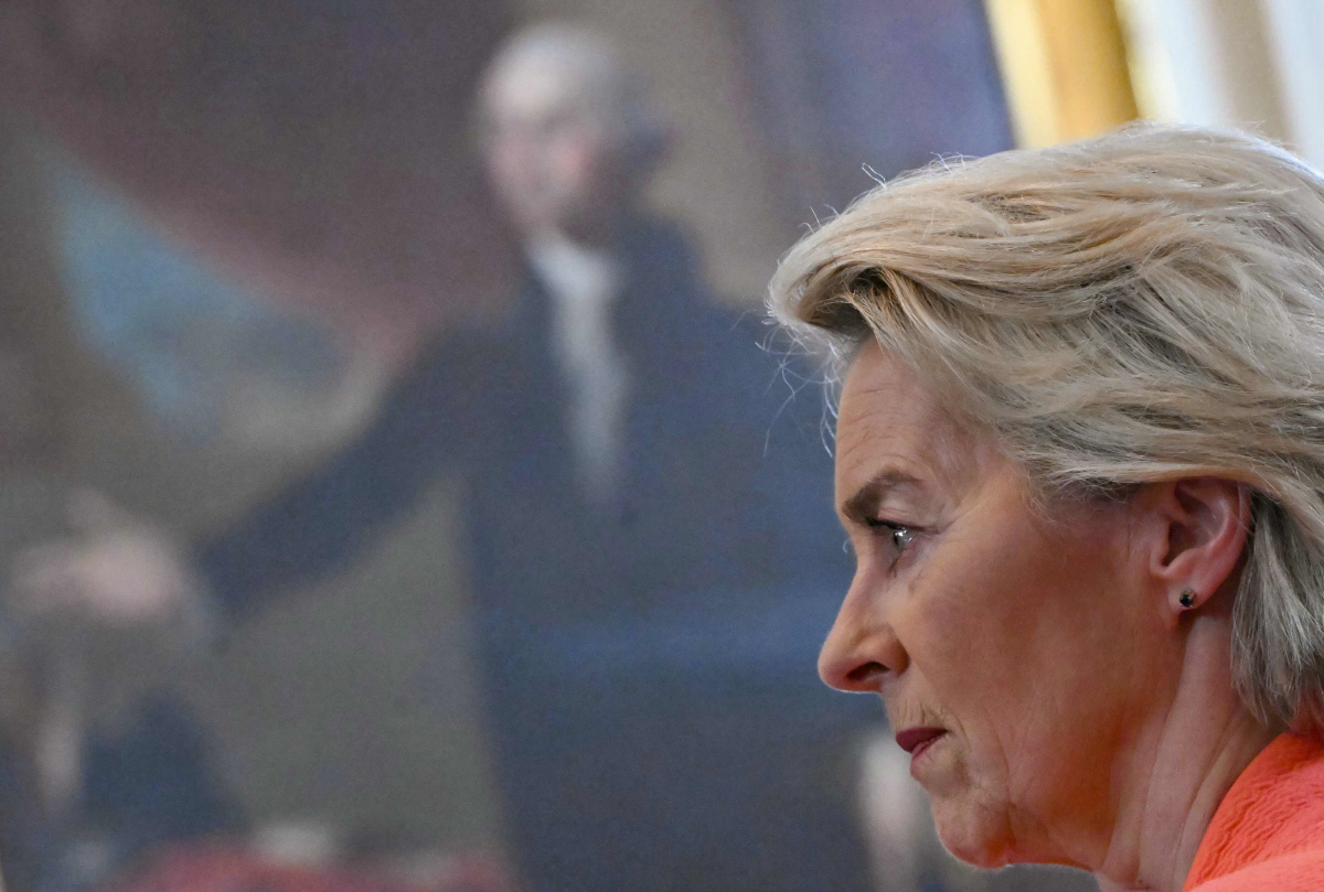 ▲우르줄라 폰데어라이엔 유럽연합(EU) 집행위원장이 18일(현지시간) 워싱턴D.C.에서 회의를 하고 있다.  (워싱턴D.C./AFP연합뉴스)