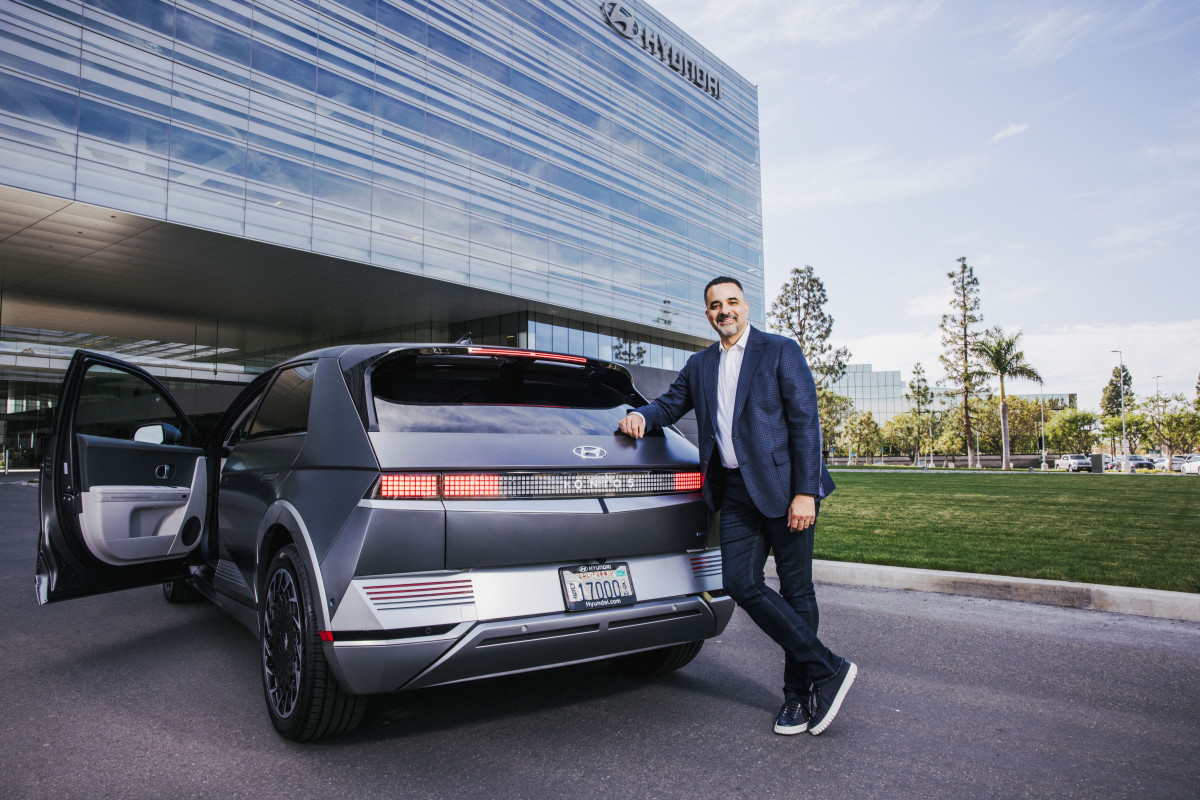 ▲2025 오토모티브 뉴스 올스타 어워즈에서 ‘글로벌 완성차 미국 임원 부문’을 수상한 현대차 북미권역본부장 랜디 파커 CEO. (사진=현대차)