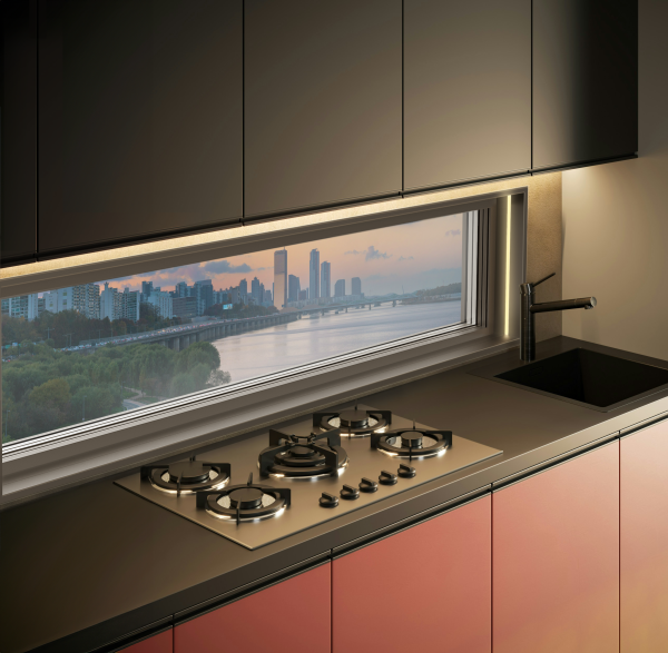 ▲현대L&C가 국내에서 처음으로 개발한 전자동 조망창 '레하우 R-SKC'. (사진제공=현대L&C)