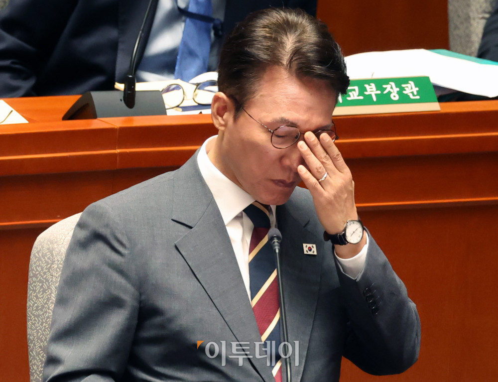 ▲김민석 국무총리가 25일 서울 여의도 국회에서 열린 예산결산특별위원회 전체회의에 참석하고 있다. 고이란 기자 photoeran@