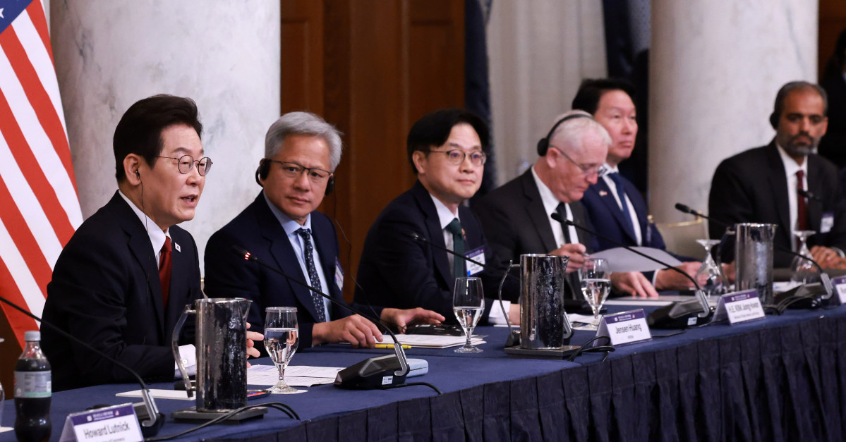 ▲이재명 대통령이 25일(현지 시간) 미국 워싱턴DC 윌라드 호텔에서 열린 한미 비즈니스 라운드테이블에서 발언하고 있다. (공동취재) 2025.08.26.  (뉴시스)