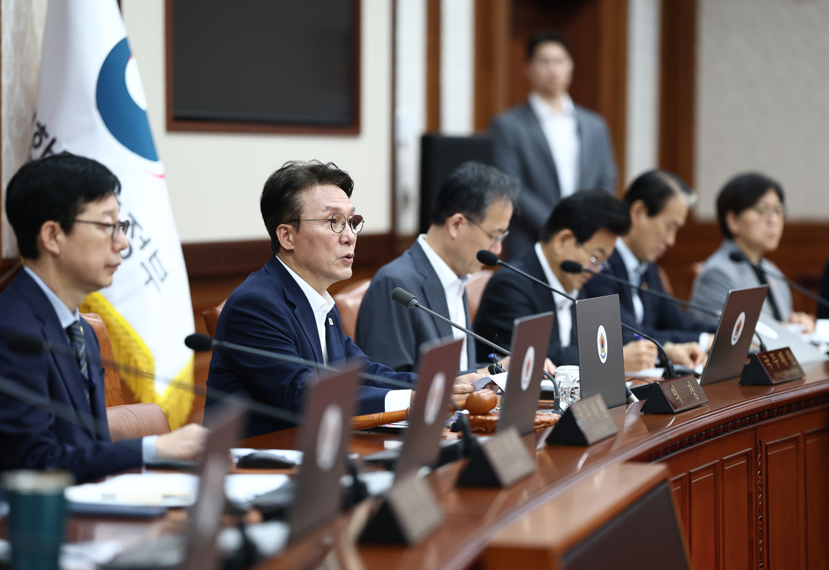 ▲김민석 국무총리가 26일 서울 종로구 정부서울청사에서 열린 국무회의에서 발언하고 있다. (연합뉴스)