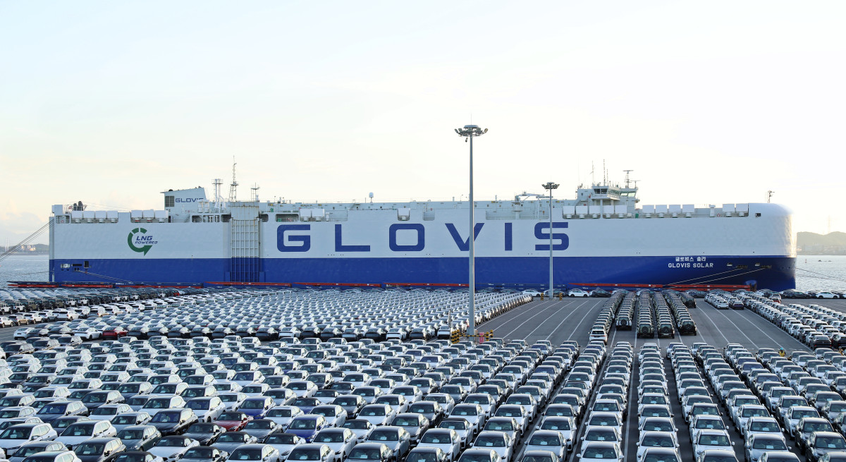 ▲현대글로비스가 지난해 도입한 LNG 이중연료 추진 엔진 탑재 자동차운반선 글로비스 솔라. (사진=현대글로비스)