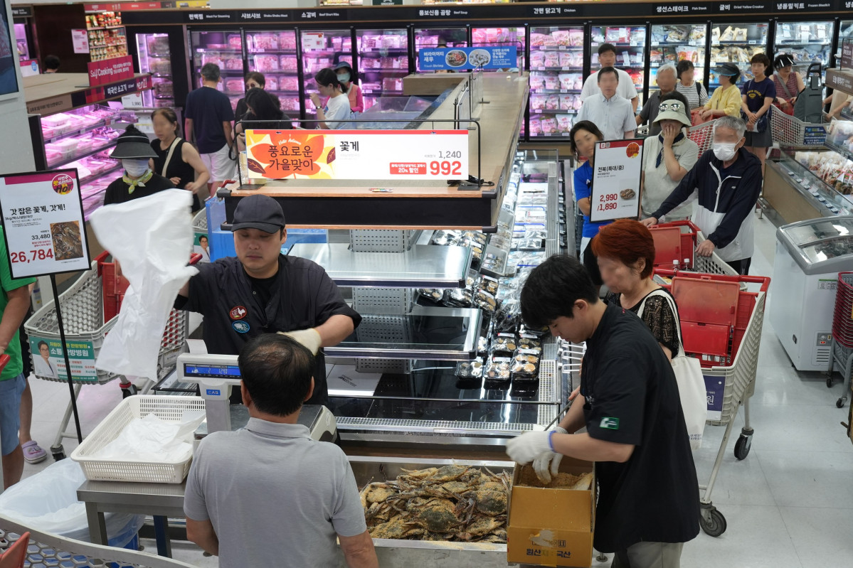 ▲롯데마트 그랑그로서리 은평점 수산 매장 전경 (사진제공=롯데마트)