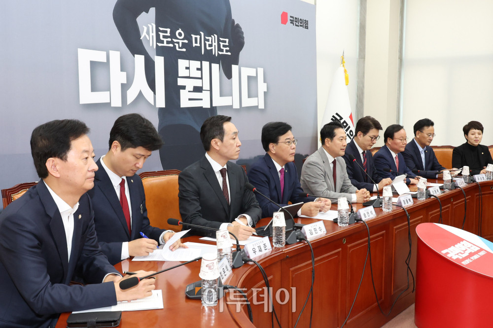 ▲장동혁 국민의힘 대표가 27일 서울 여의도 국회에서 열린 최고위원회의에서 발언을 하고 있다. 고이란 기자 photoeran@