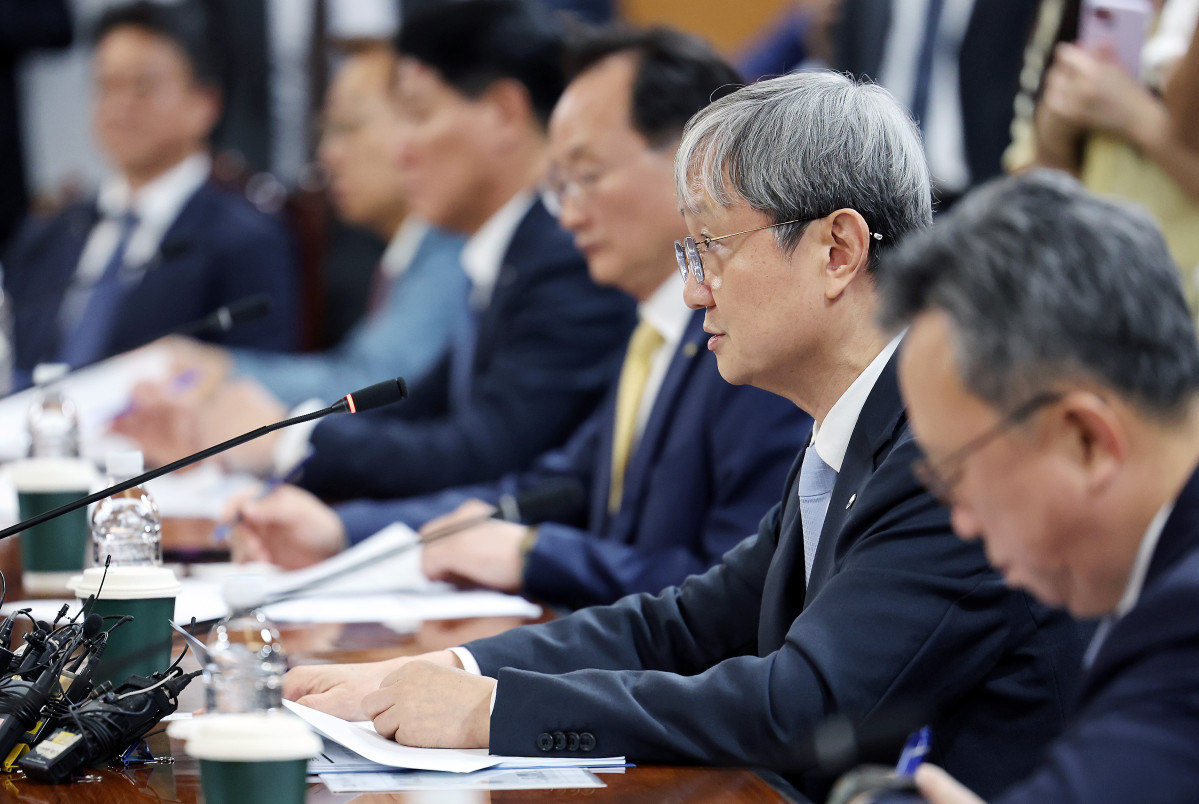 ▲이찬진 신임 금융감독원장이 28일 서울 중구 은행회관에서 열린 은행장 간담회에서 모두발언 하고 있다.  (연합뉴스)