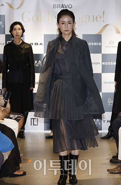 ▲28일 서울 강남구 논현동 이투데이빌딩 라운지에서 열린 브라보마이라이프 창간 10주년 기념 프리미엄 패션 축제 'Bravo Golden Vogue'에서 브랜드 트렁크쇼가 열리고 있다. 고이란 기자 photoeran@