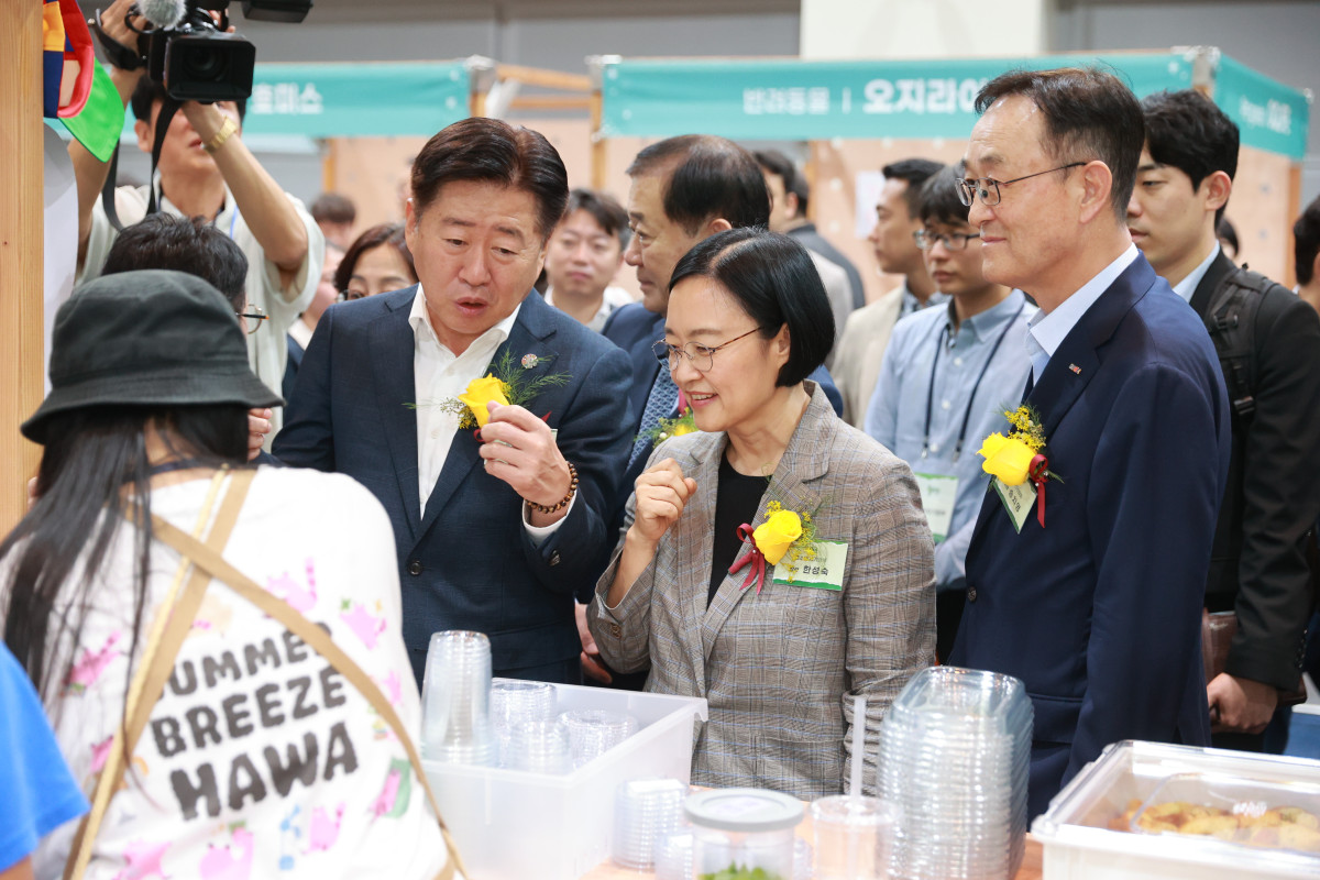한성숙 장관 “가치 있는 소비가 더 큰 희망”…9월 동행축제 제주서 성황리