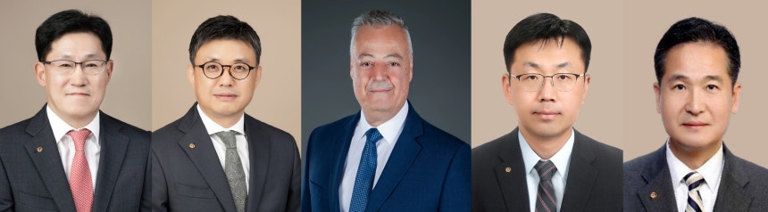 ▲(왼쪽부터) 류두형 한화 글로벌 대표이사, 김종서 한화엔진 대표이사, 라피 발타 한화파워시스템 대표이사, 최석진 한화호텔앤드리조트 리조트 부문 대표이사, 김경수 한화호텔앤드리조트 에스테이트 부문 대표이사 내정자. (사진=한화그룹)