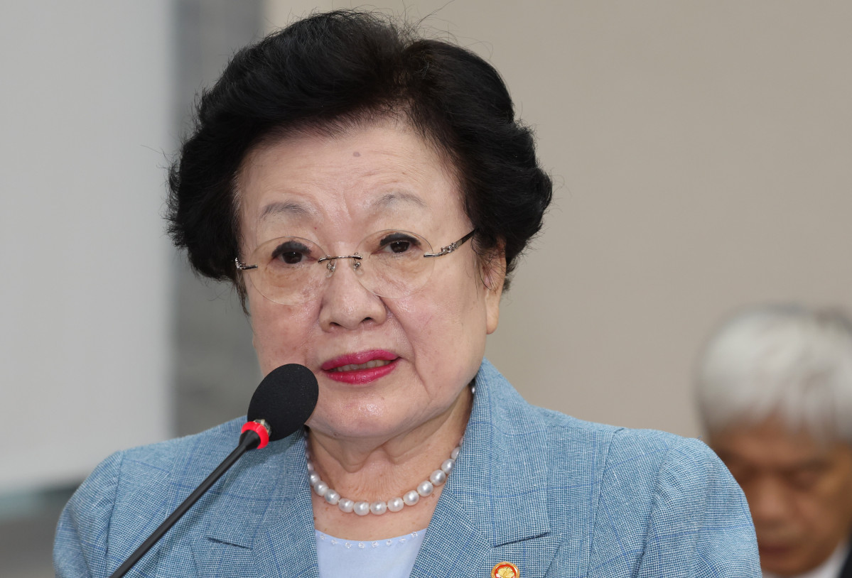 ▲이배용 국가교육위원장이 25일 서울 여의도 국회 교육위원회 전체회의에서 발언하고 있다. 2025.08.25.  (뉴시스)