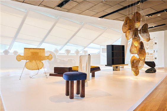 ▲'창작의 빛: 한국을 비추다(Illuminated: A Spotlight on Korean Design)' 전시 전경. (사진제공=서울디자인재단)