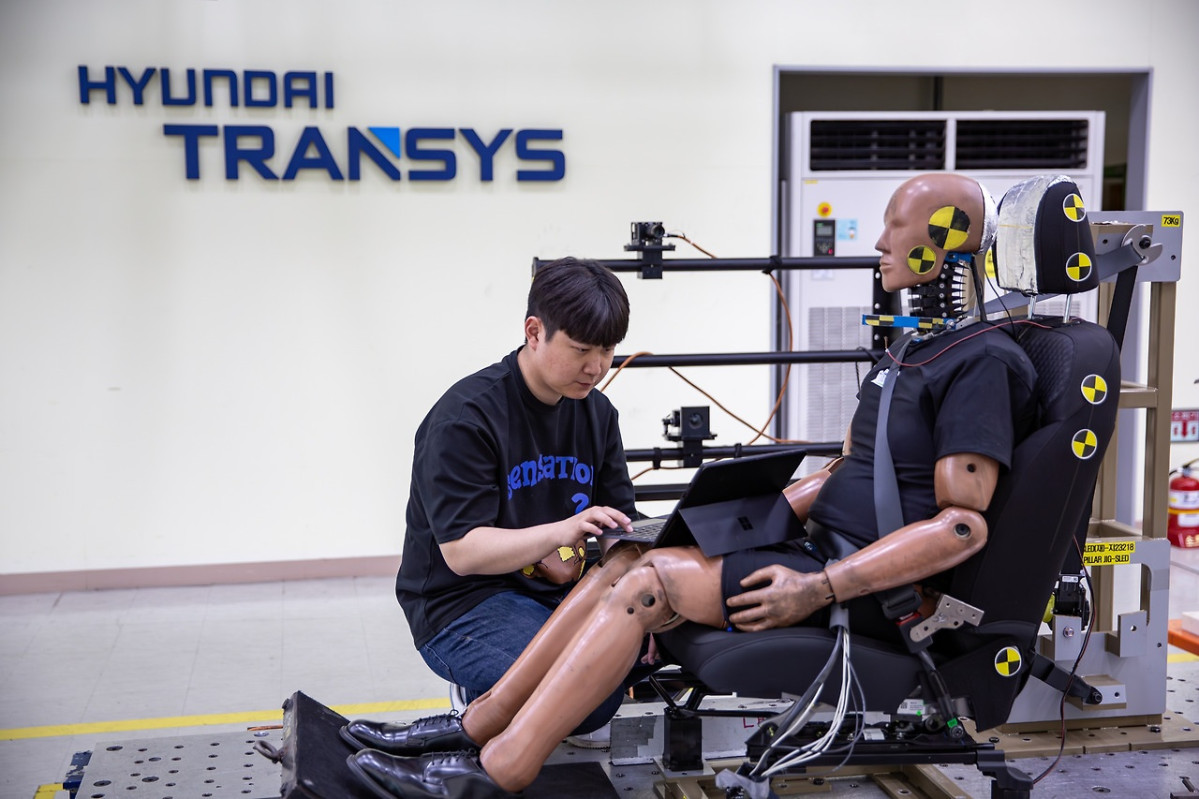 ▲현대트랜시스 시트 충돌 시험 현장. (사진=현대트랜시스)