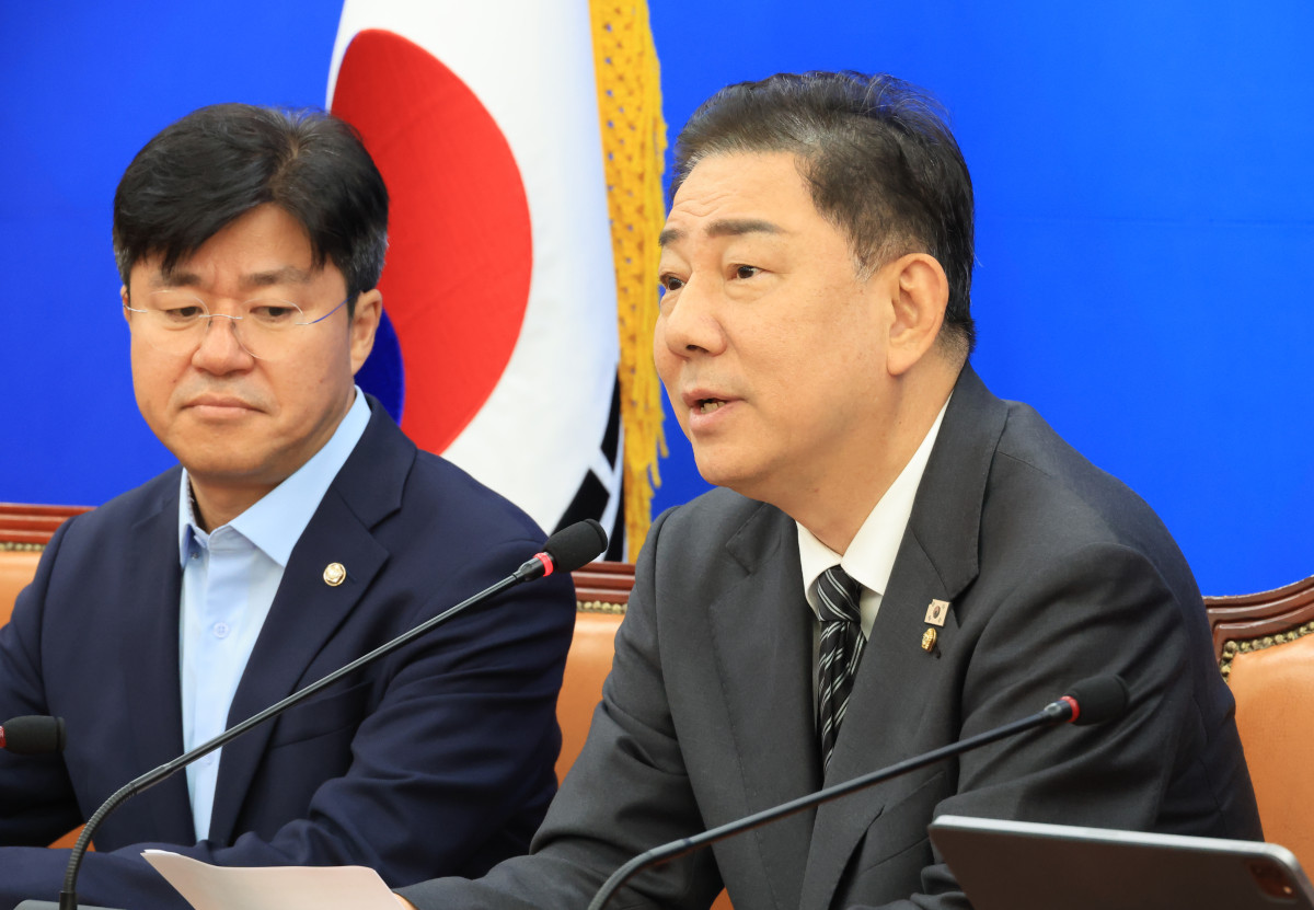 ▲김병기 더불어민주당 원내대표가 2일 서울 여의도 국회 원내대표실에서 열린 2025 정기국회 기자간담회에서 발언하고 있다. (연합뉴스)