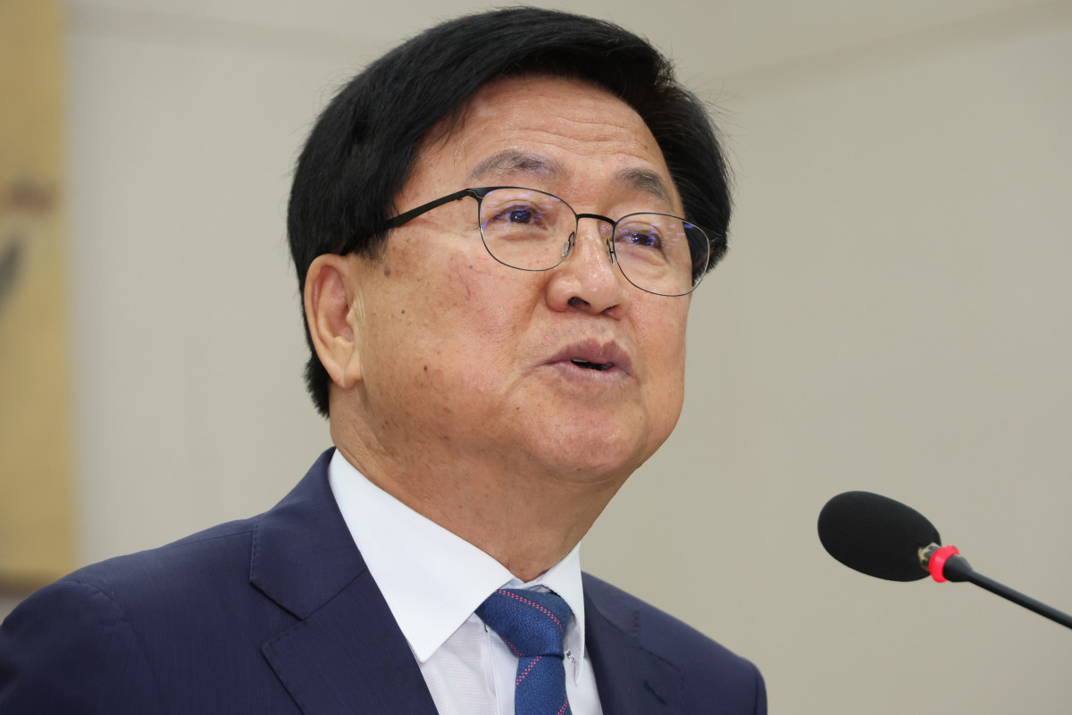 ▲최교진 부총리 겸 교육부 장관 후보자가 2일 국회 교육위원회에서 열린 인사청문회에서 위원 질의에 답하고 있다. (연합뉴스)