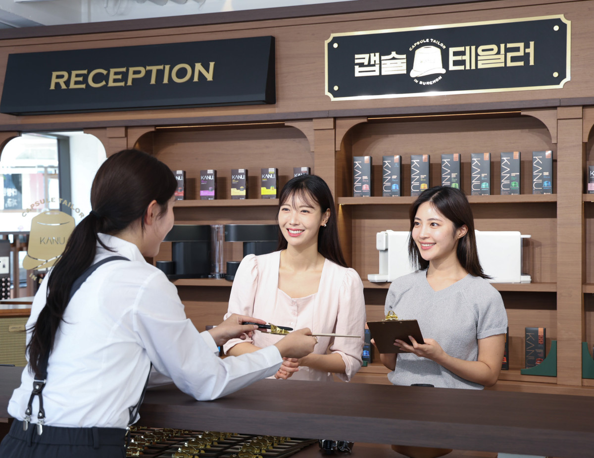 ▲동서식품, ‘카누 캡슐 테일러 in 북촌’ 플래그십 스토어 운영 (사진제공=동서식품)