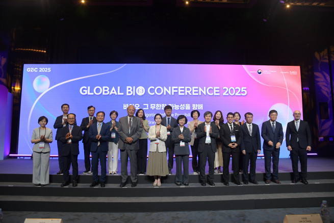 ▲식품의약품안전처는 3일 서울 그랜드 인터컨티넨탈 파르나스에서 ‘2025 글로벌 바이오 콘퍼런스(GBC)’를 개최했다. (사진제공=식품의약품안전처)