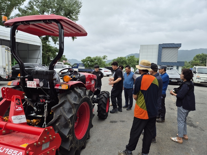 ▲한반도 땅끝 전남 해남군이 농기계교육을 하고 있다. (사진제공=해남군)