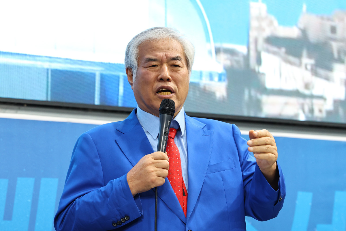 ▲전광훈 목사가 지난달 13일 서울 성북구 사랑제일교회에서 8.15·8.16 집회 관련 긴급기자회견을 하고 있다. (뉴시스)