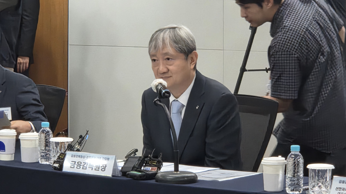 ▲이찬진 금융감독원장이 4일 오전 서울 마포구 저축은행중앙회에서 열린 금융감독원장-저축은행 대표 간담회에서 발언하고 있다. (김은재 기자. silverash@)