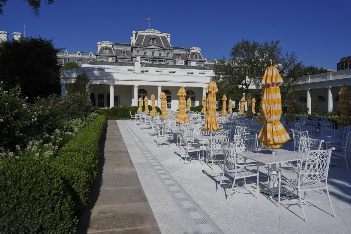 ▲8월 22일(현지시간) 미국 워싱턴D.C. 로즈가든이 보인다. 워싱턴D.C./AP연합뉴스