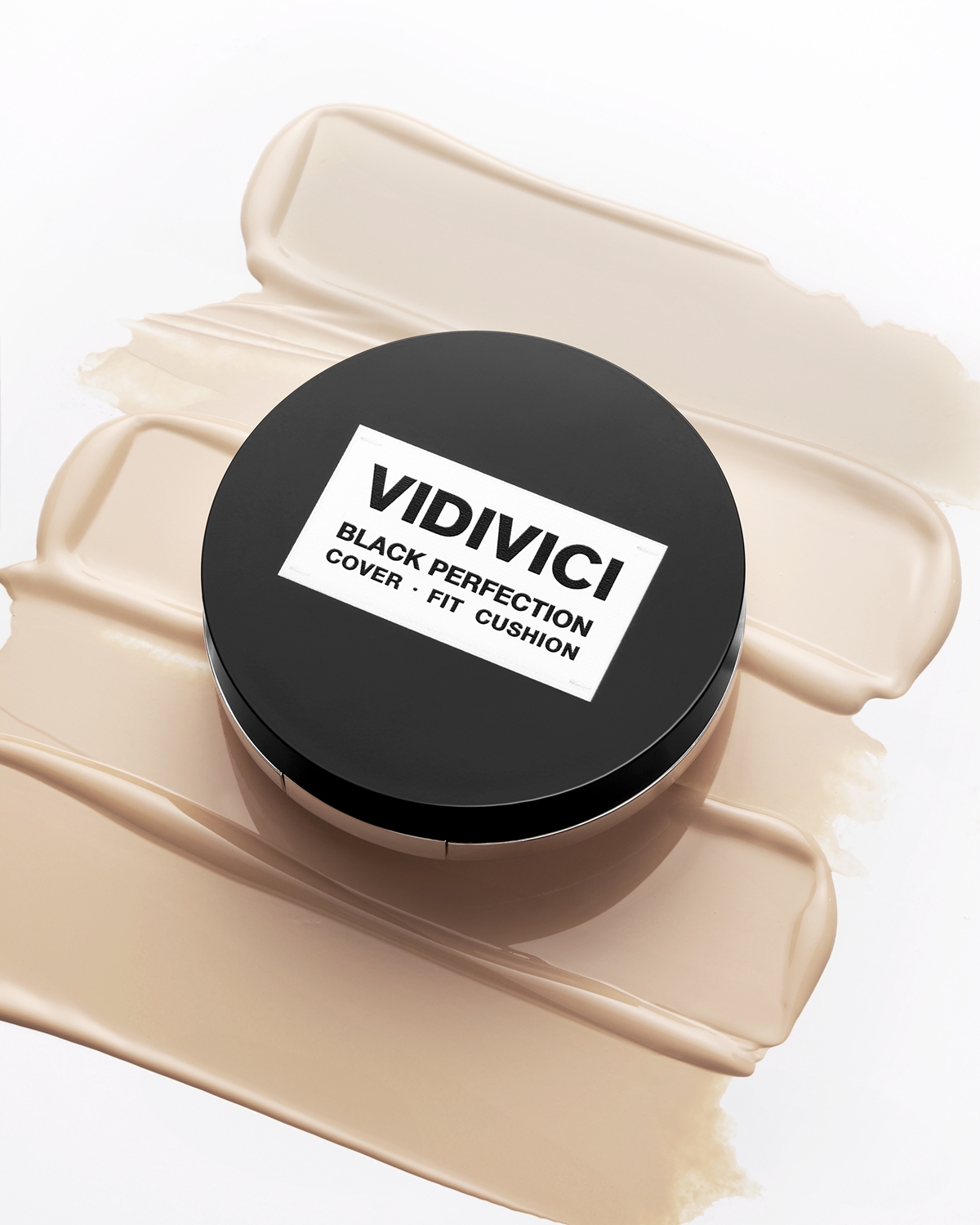 ▲비디비치 블랙 퍼펙션 커버 핏 쿠션 (사진제공=신세계인터내셔날)