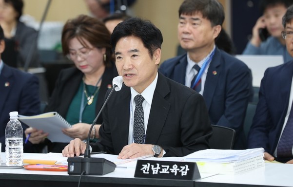 ▲김대중 전남교육감 '청렴한 교육행정' 공약을 위해 조속히 이사 하겠다고 밝혔다. (사진제공=전남도교육청)