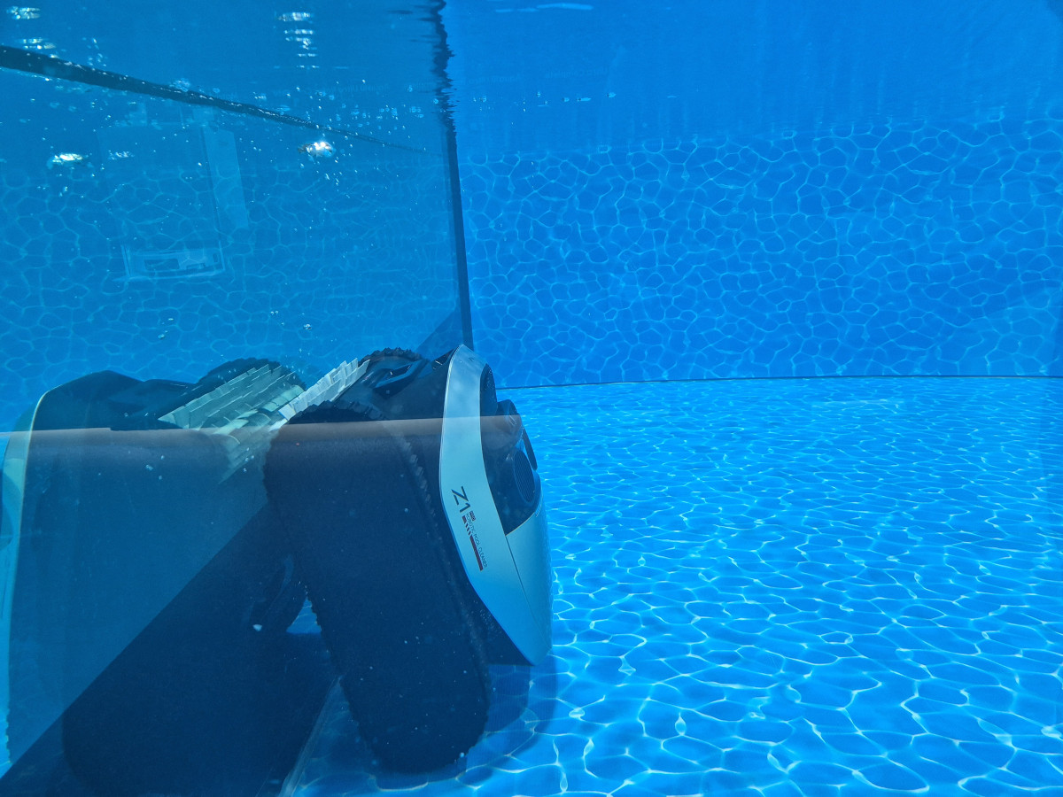 ▲드리미 수영장 전용 로봇청소기 '드리미 Z1 프로' (박민웅 기자 pmw7001@)