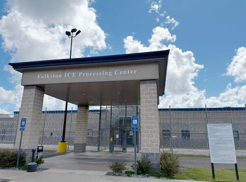 ▲6일(현지시간) 미국 당국의 이민단속으로 체포된 현대차그룹과 LG에너지솔루션 합작 배터리공장 건설 현장 직원들이 수감돼 있는 있는 조지아주 포크스턴의 이민세관단속국(ICE) 구금시설이 보인다. 포크스턴(미국)/연합뉴스