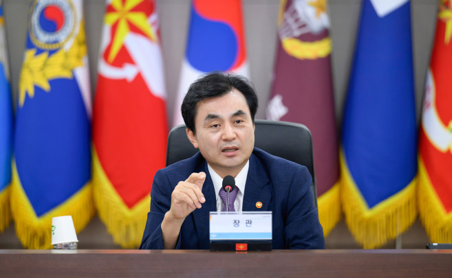 ▲안규백 국방부 장관이 5일 국방부 지휘부 회의실에서 군기강 확립 주요지휘관회의를 주관하고 있다.   (연합뉴스)