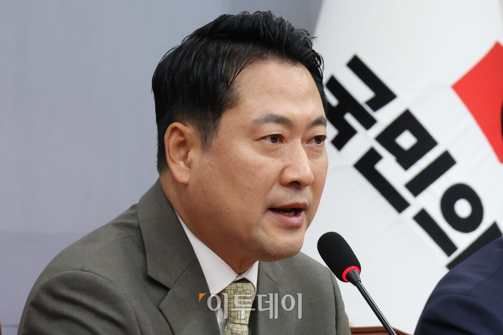 ▲장동혁 국민의힘 대표가 9일 서울 여의도 국회에서 정청래 더불어민주당 대표 교섭단체 대표 연설에 대해 입장을 밝히고 있다. 고이란 기자 photoeran@