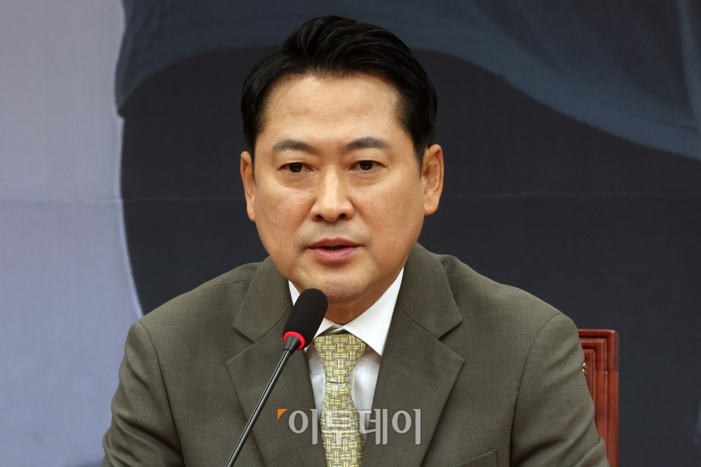 ▲장동혁 국민의힘 대표가 9일 서울 여의도 국회에서 정청래 더불어민주당 대표 교섭단체 대표 연설에 대해 입장을 밝히고 있다. 고이란 기자 photoeran@