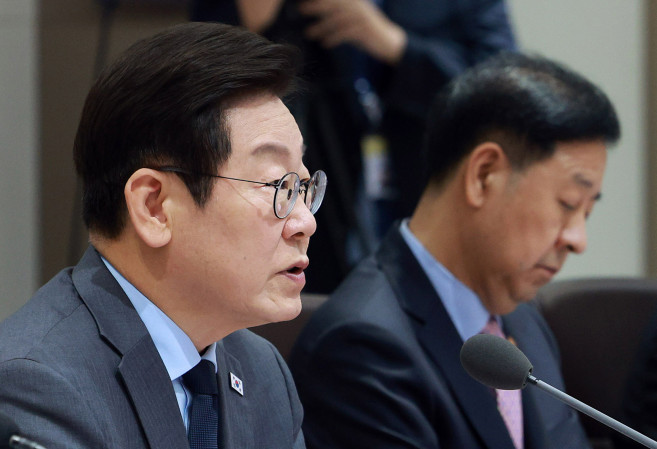 ▲이재명 대통령이 9일 서울 용산 대통령실 청사에서 열린 국무회의에서 발언하고 있다.    (연합뉴스)