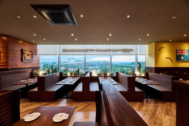 ▲아웃백 진주롯데몰점 내부 전경이 보이고 있다. (사진제공=아웃백)