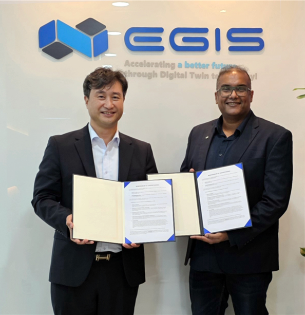 ▲(왼쪽부터) 김성호 이지스 대표이사, 파임칸(Faheem Khan) 라이카 아시아 총괄대표. (사진제공=이지스)