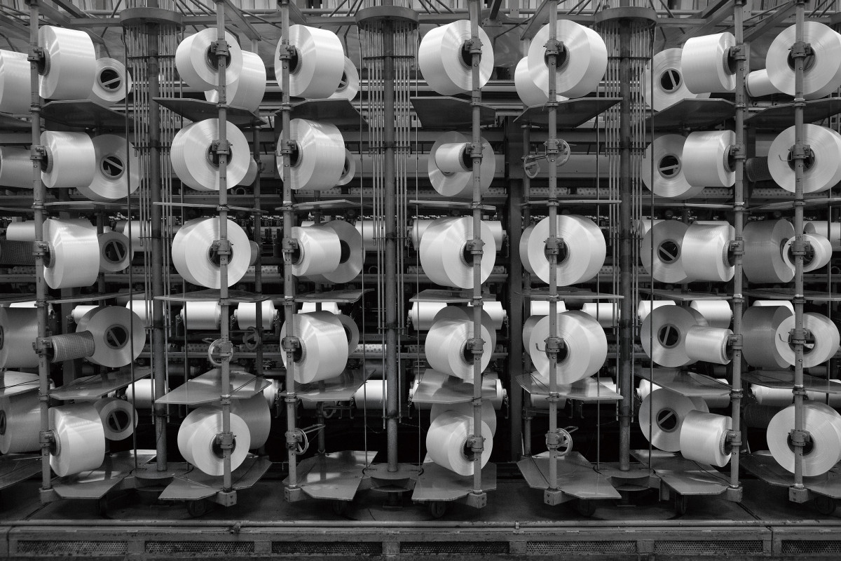 ▲효성티앤씨 구미공장에서 생산되는 친환경 섬유 리젠 폴리에스터 (사진제공=효성티앤씨)