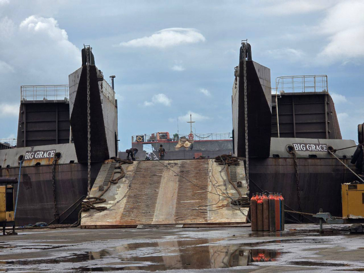 ▲제이스코홀딩스는 필리핀 현지 회사와 대형 바지선 2척을 계약했다.  (사진제공=제이스코홀딩스)