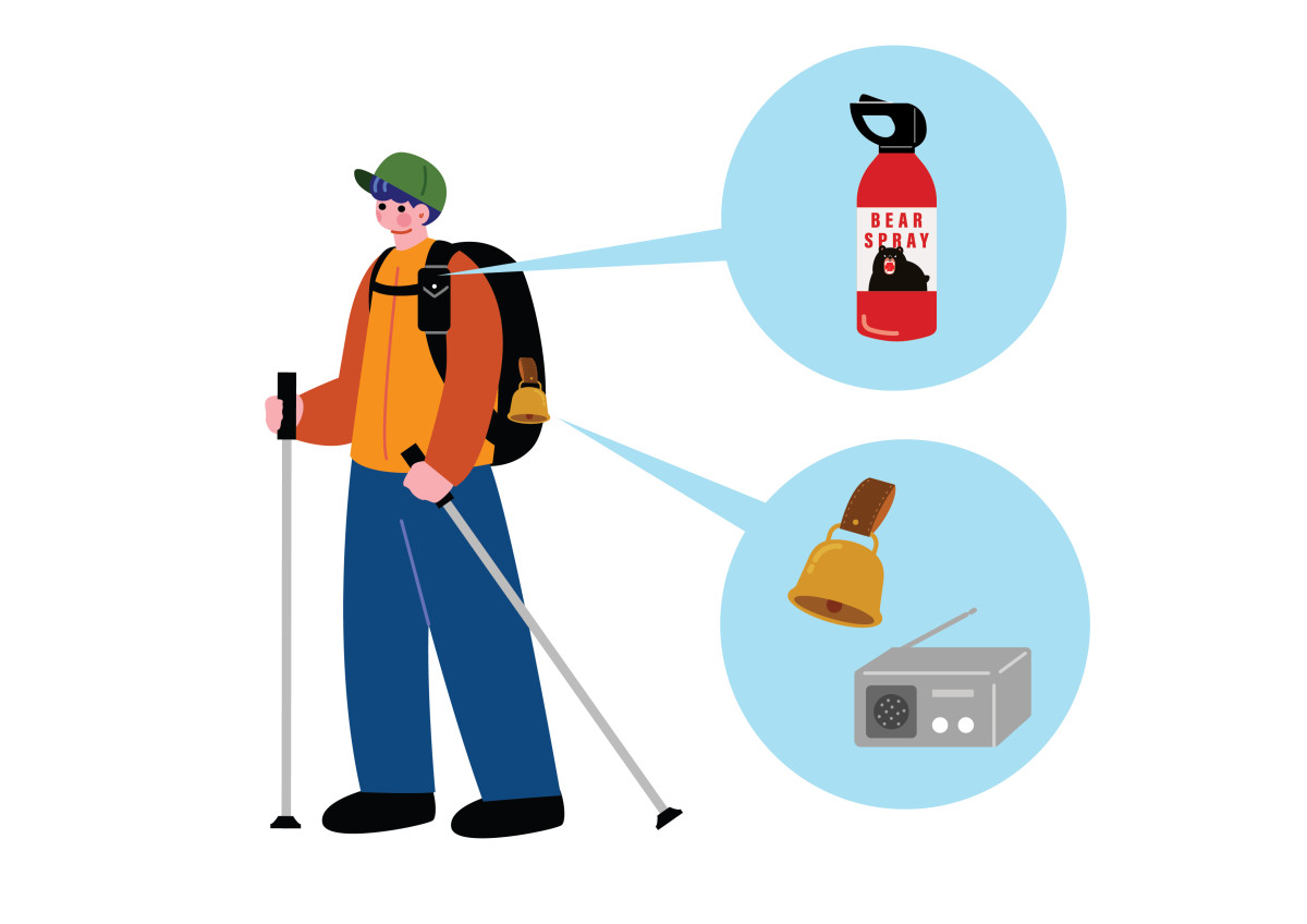 ▲곰 퇴치 스프레이는 물론 소래를 내는 종을 지니는 것도 유용하다. 종으로 야생곰을 쫓아내는 게 아닌, 내가 움직일 때마나 나는 종소리 덕에 곰은 당황하지 않고 먼저 자리를 떠날 수 있다. (게티이미지)