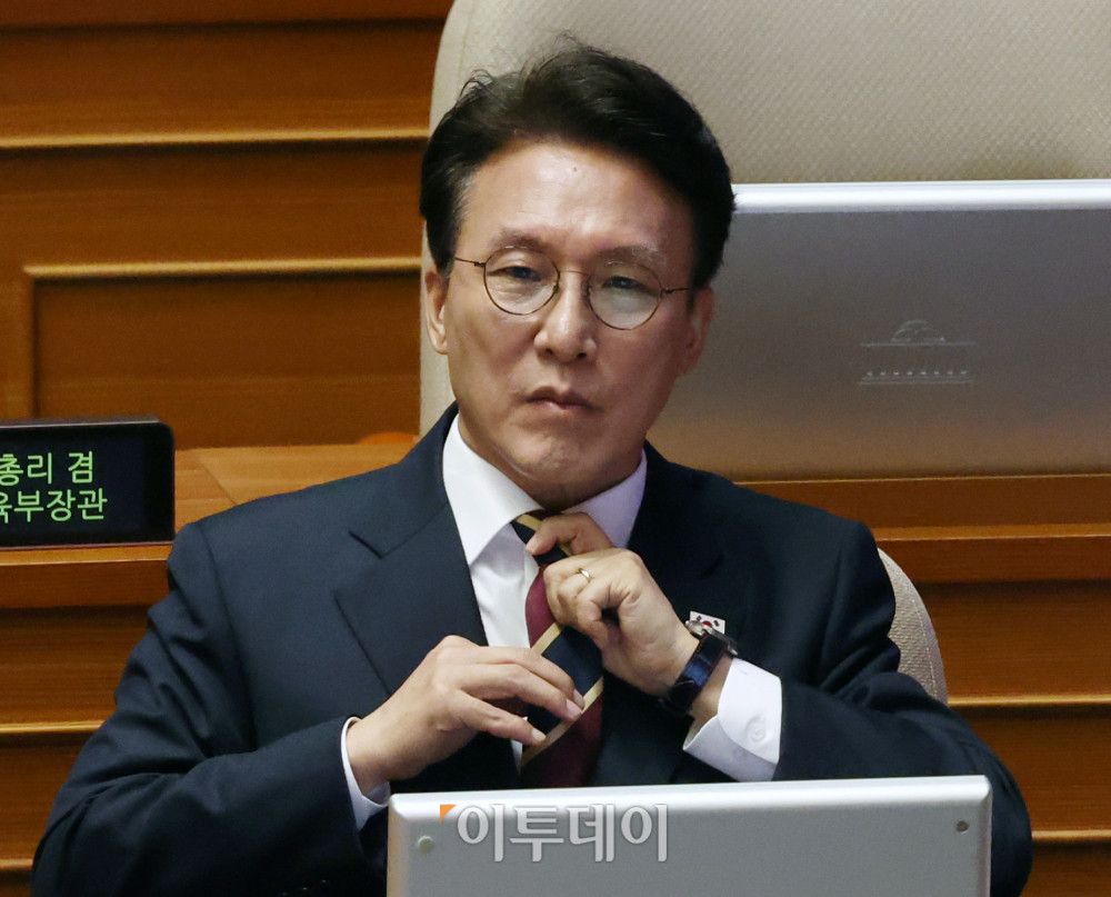 ▲김민석 국무총리가 15일 서울 여의도 국회 본회의에서 열린 정치 분야 대정부질문에 참석하고 있다. 고이란 기자 photoeran@