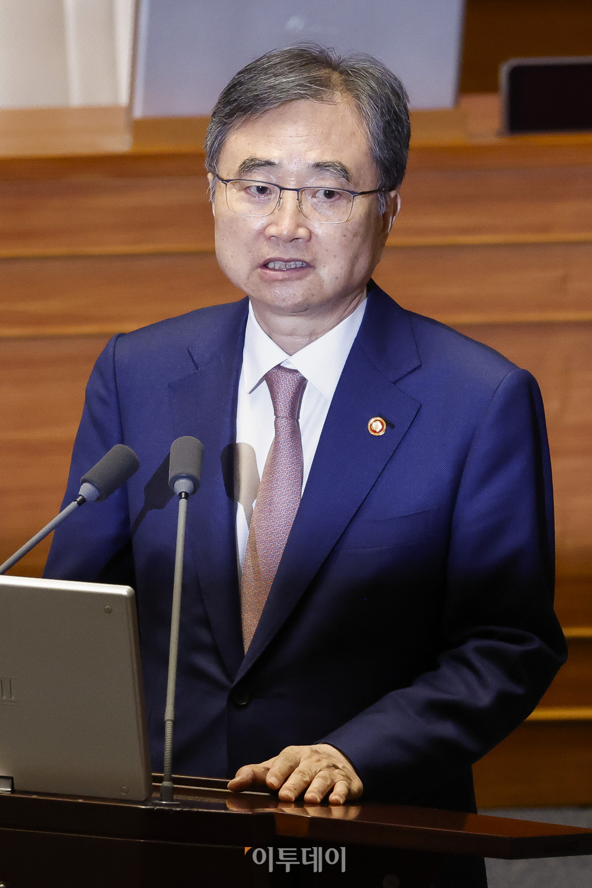 ▲조현 외교부 장관이 16일 서울 여의도 국회 본회의에서 열린 외교·통일·안보 분야 대정부질문에서 의원 질의에 답하고 있다. 조현호 기자 hyunho@