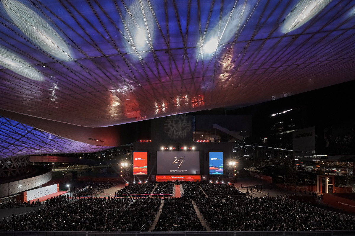 ▲지난해 열린 제29회 부산국제영화제 개막식 전경 (BIFF)