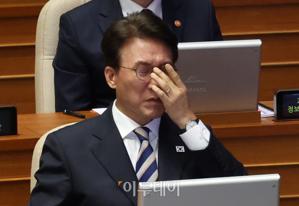 ▲김민석 국무총리가 15일 서울 여의도 국회 본회의에서 열린 정치 분야 대정부질문에 참석하고 있다. 고이란 기자 photoeran@