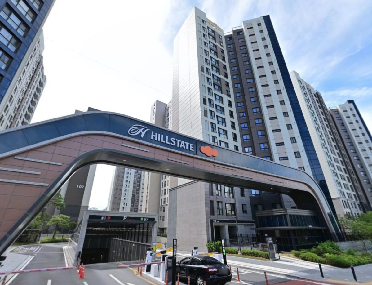 ▲서울 송파구 '힐스테이트 e편한세상 문정' 입구 모습 (네이버 지도 캡처)