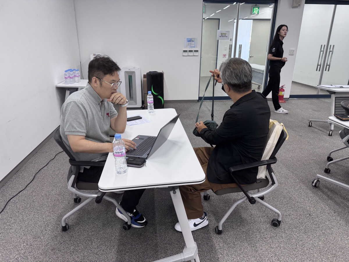 ▲이투데이와 대복물산의 IR프레스 미팅 모습 (사진제공=드림벤처스)