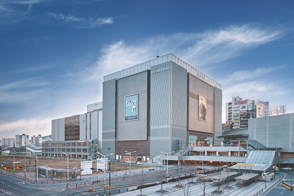 ▲신세계백화점 의정부점 전경사진 (사진제공=신세계백화점)