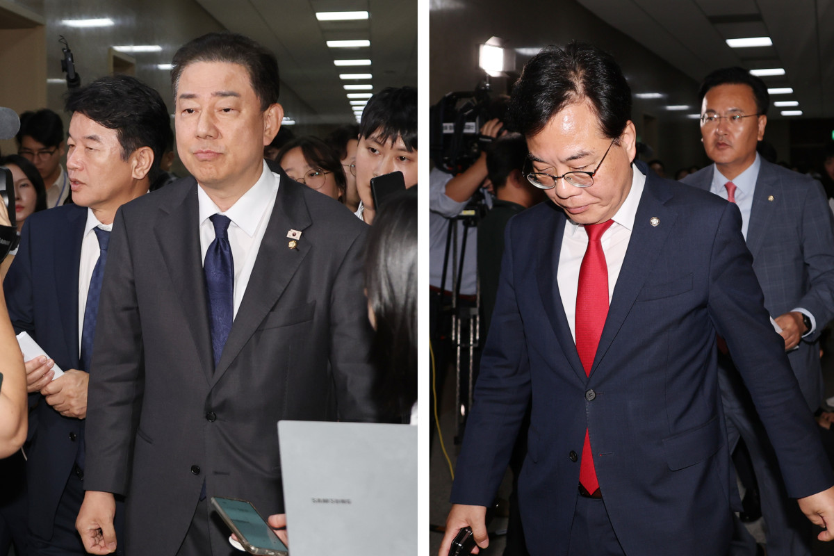 ▲김병기 더불어민주당 원내대표와 문진석 원내운영수석부대표(왼쪽 사진), 송언석 국민의힘 원내대표와 유상범 원내운영수석부대표(오른쪽 사진)가 22일 서울 여의도 국회에서 정부조직개편안 논의를 위해 회동한 뒤 각각 굳은 표정으로 나오고 있다. (연합뉴스)