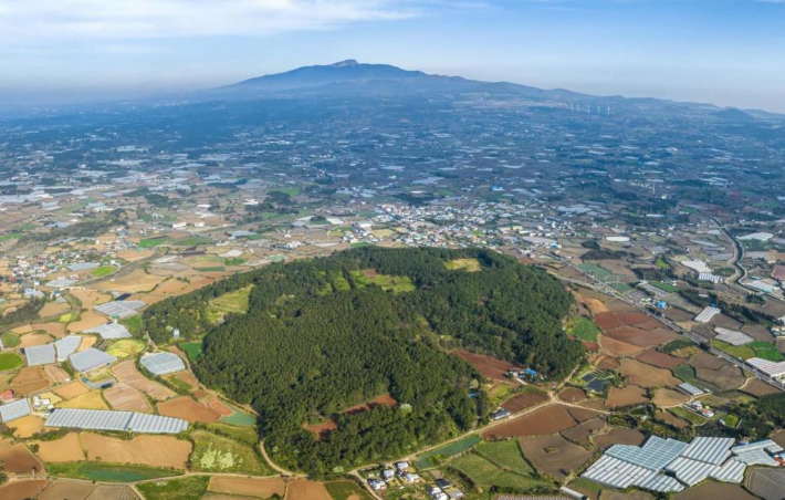 ▲제주 어도오름. (사진제공= 제주자연문화유산연구원)