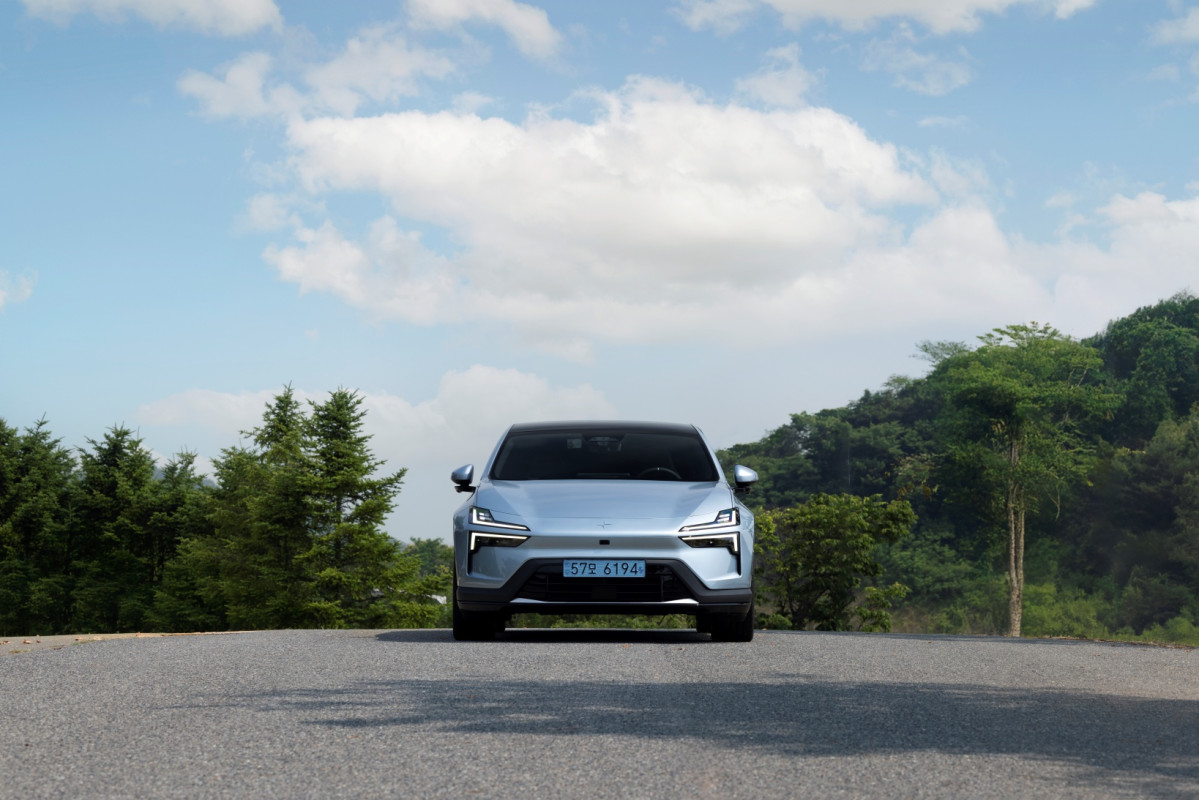 ▲폴스타4의 전면부. (사진=폴스타코리아)