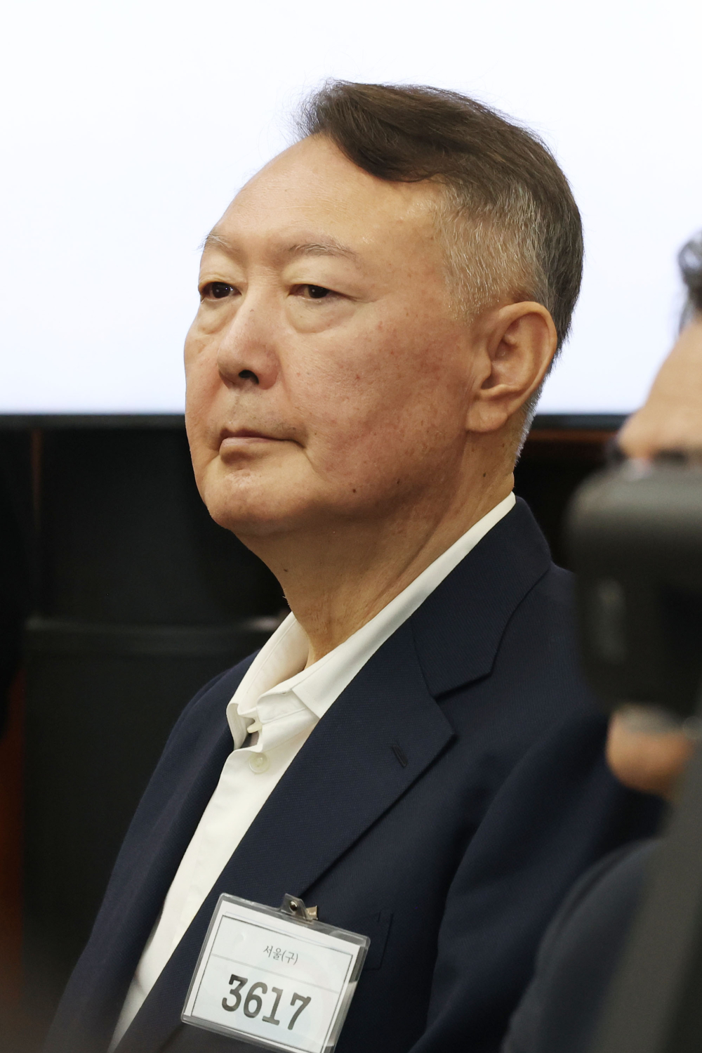 ▲윤석열 전 대통령이 26일 서울 서초동 서울중앙지법에서 열린 특수공무집행방해 혐의 재판에 출석하고 있다. <2025. 09.26 사진공동취재단> (이투데이DB)