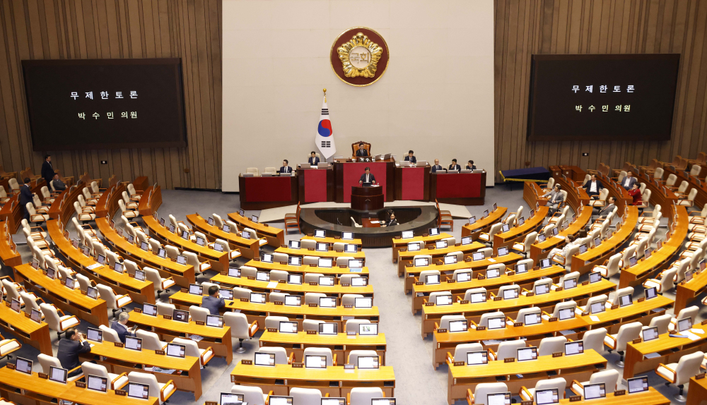 ▲25일 서울 여의도 국회 본회의에서 정부조직법 일부개정법률안과 관련해 박수민 국민의힘 의원이 무제한토론(필리버스터)을 하고 있다. (고이란 기자 photoeran@)