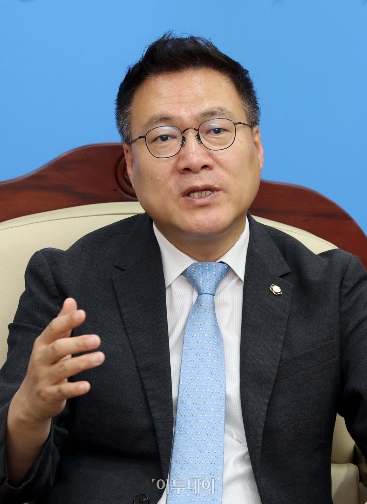 ▲ 조순열 서울지방변호사회 회장이 서초동 서울변호사회관 3층 접견실에서 이투데이와 인터뷰를 갖고 있다. (신태현 기자 holjjak@)